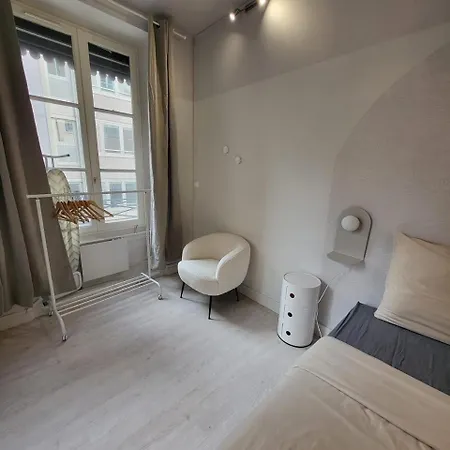 Aubert - Check In H24 - Wifi Apartment *