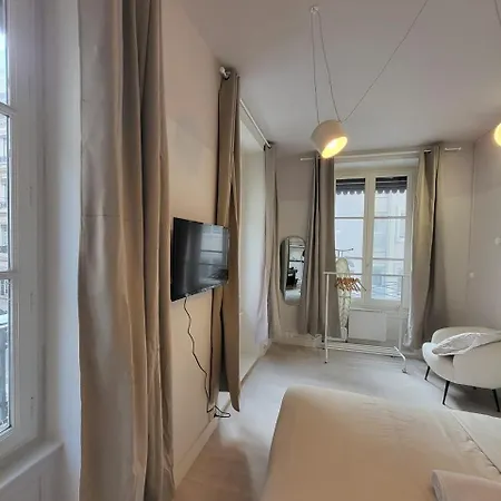 Aubert - Check In H24 - Wifi
