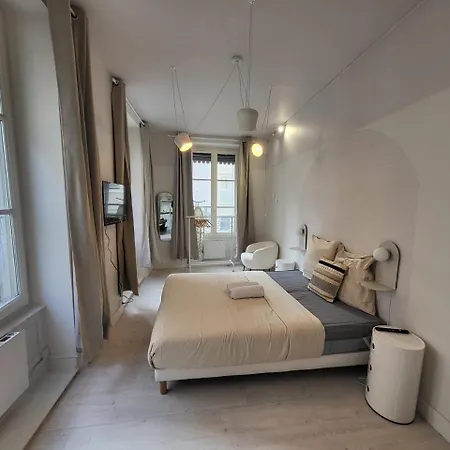 Aubert - Check In H24 - Wifi Apartment