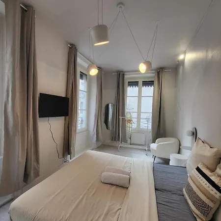 Aubert - Check In H24 - Wifi *