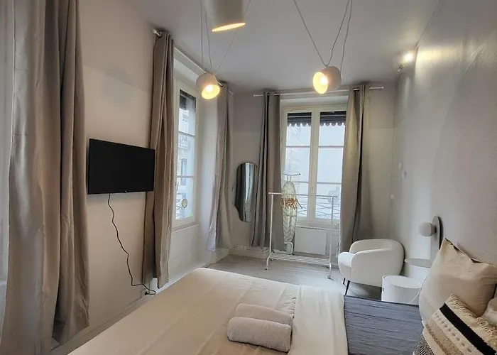 Aubert - Check In H24 - Wifi *